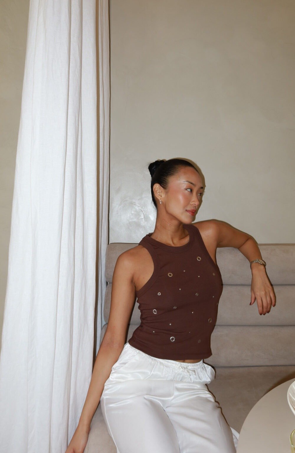 Musculosa tachas Kate