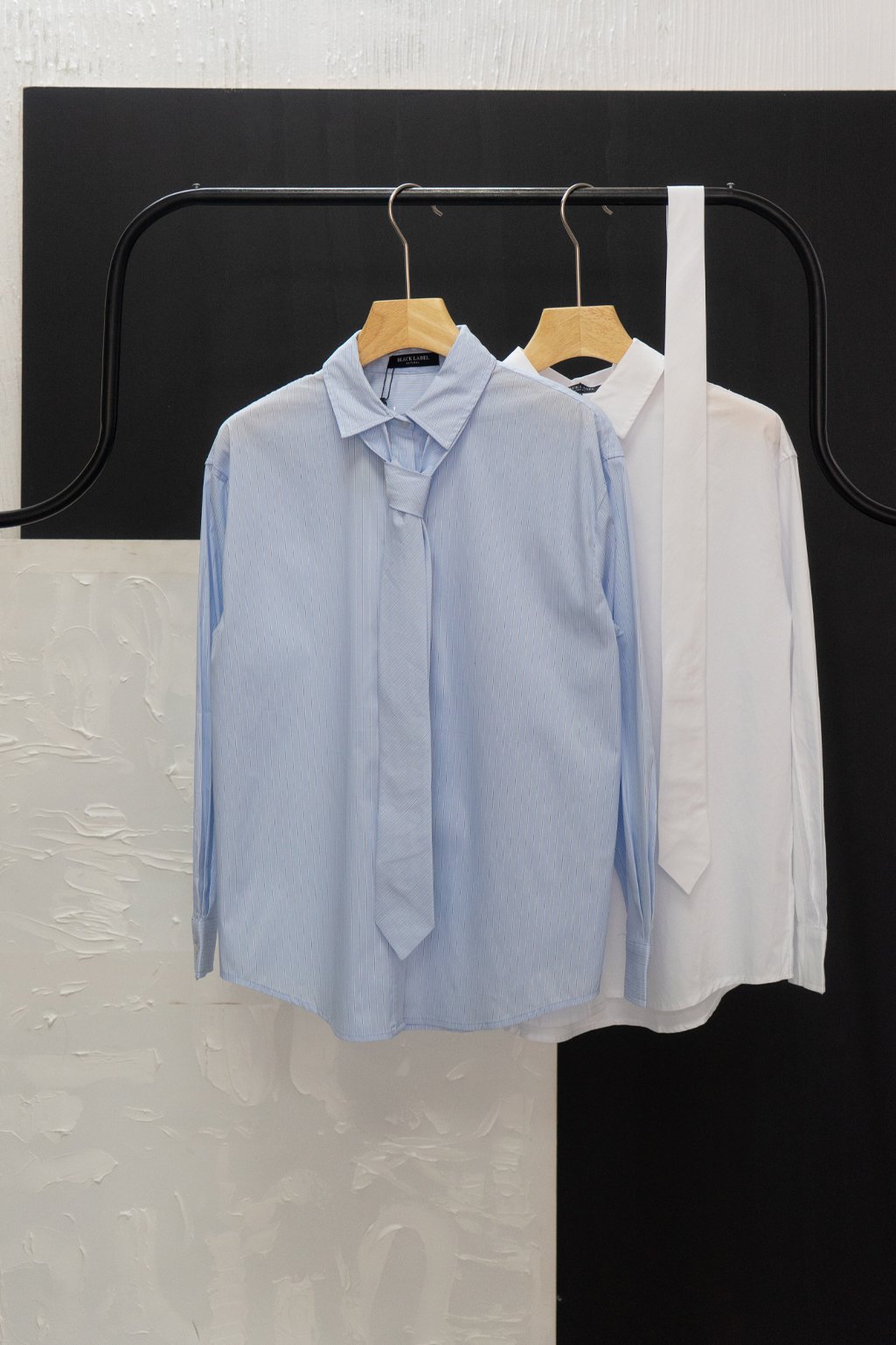 Alternative view of Camisa over c/corbata Office