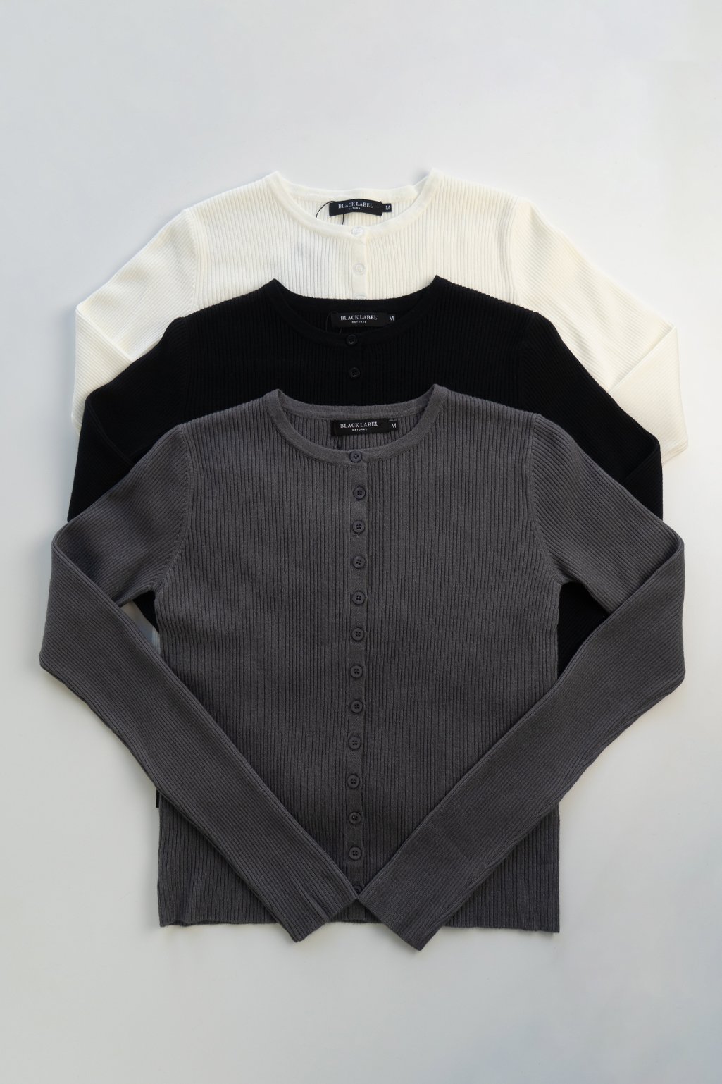 Alternative view of Cardigan al cuerpo