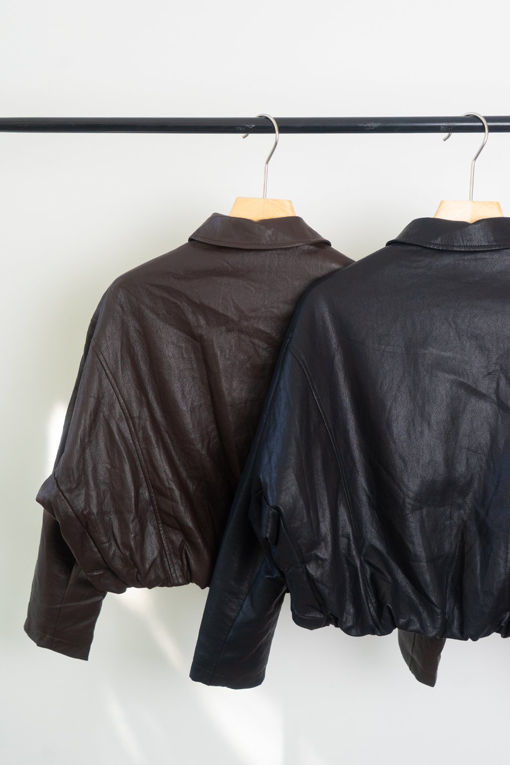 Campera de cuero c/cierre - Imagen 9