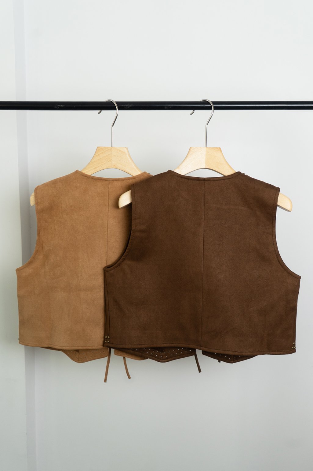 Chaleco gamuza p/atar - Imagen 3