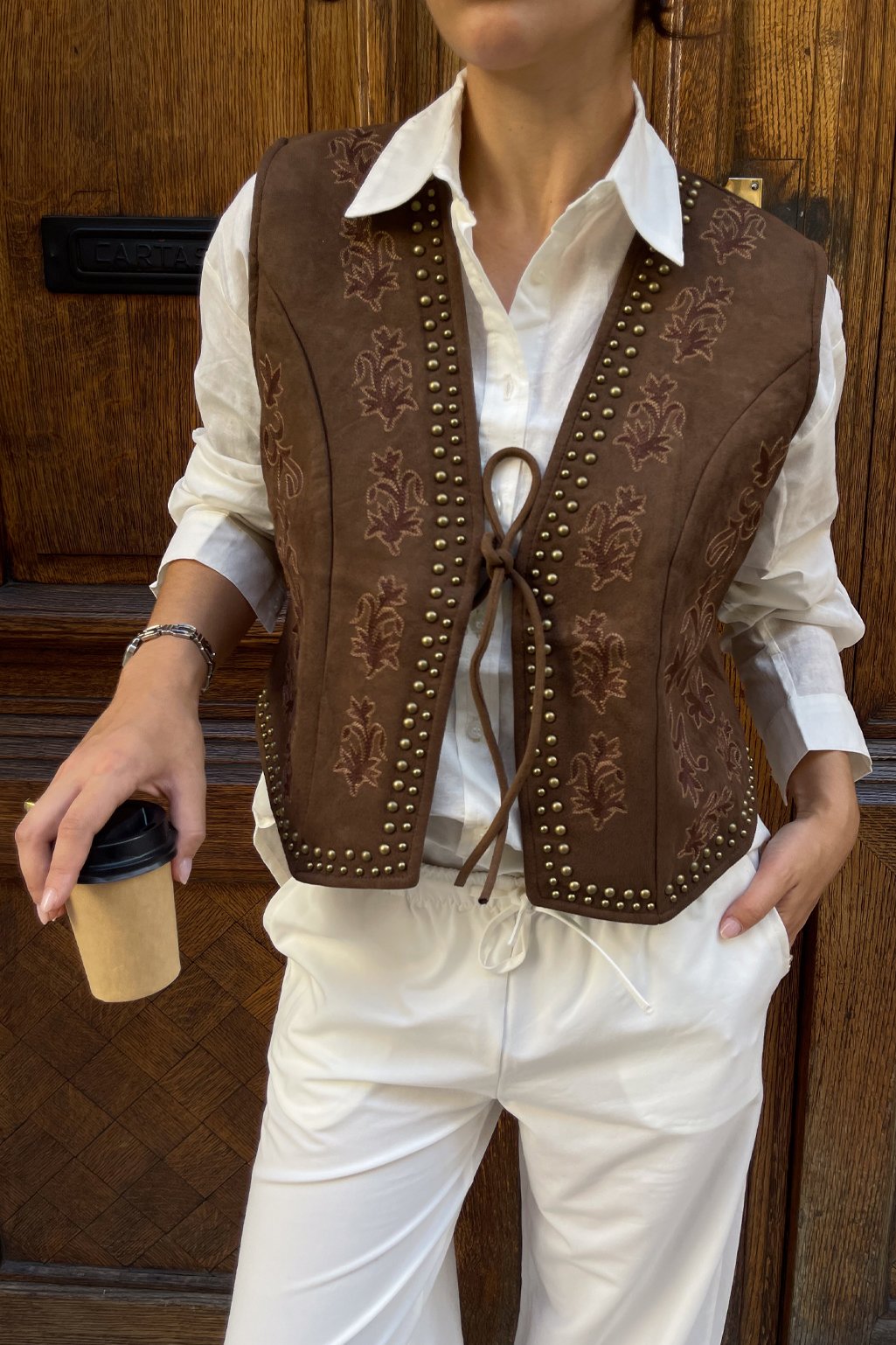 Chaleco gamuza p/atar