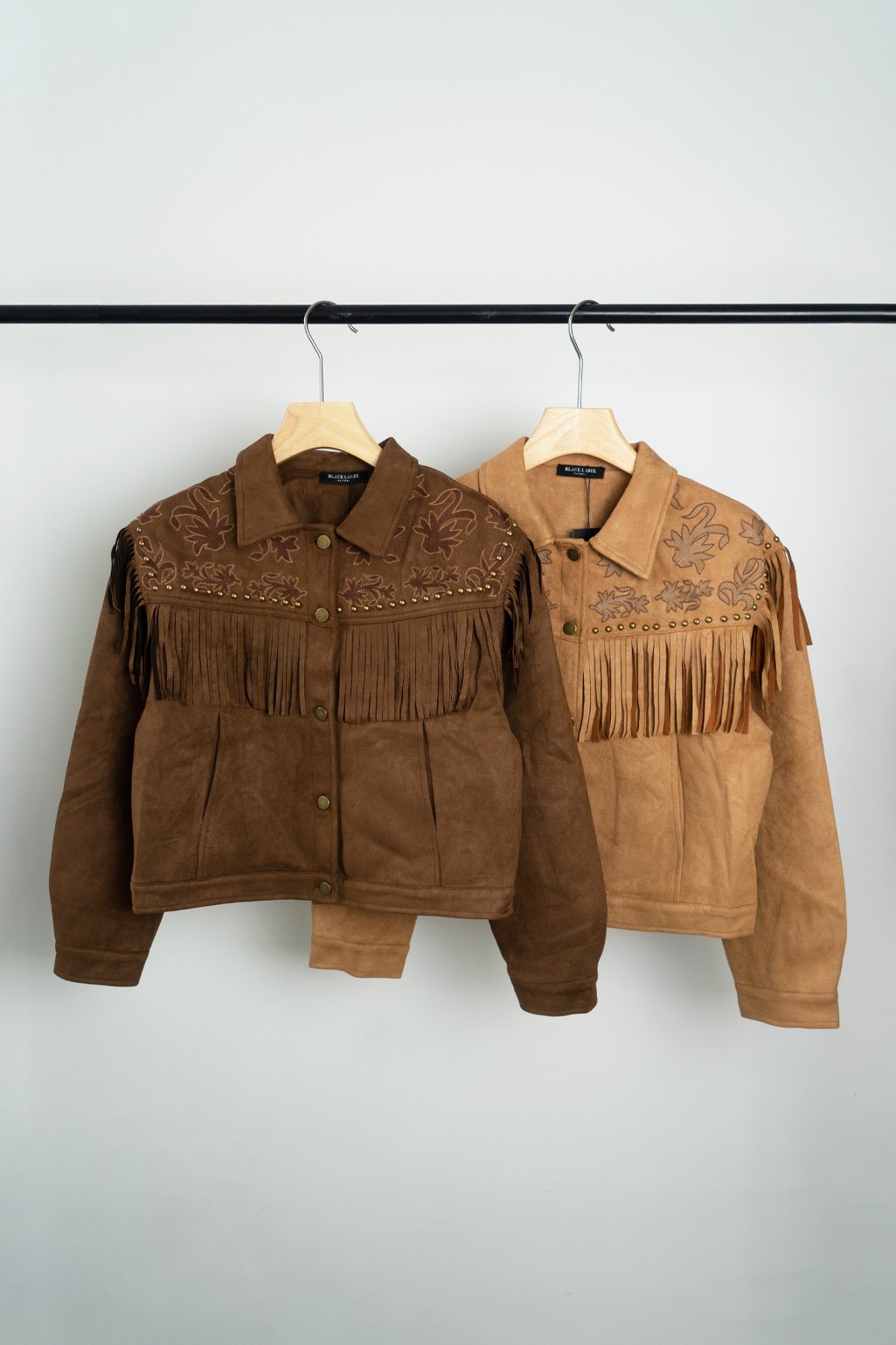 Campera gamuza flecos