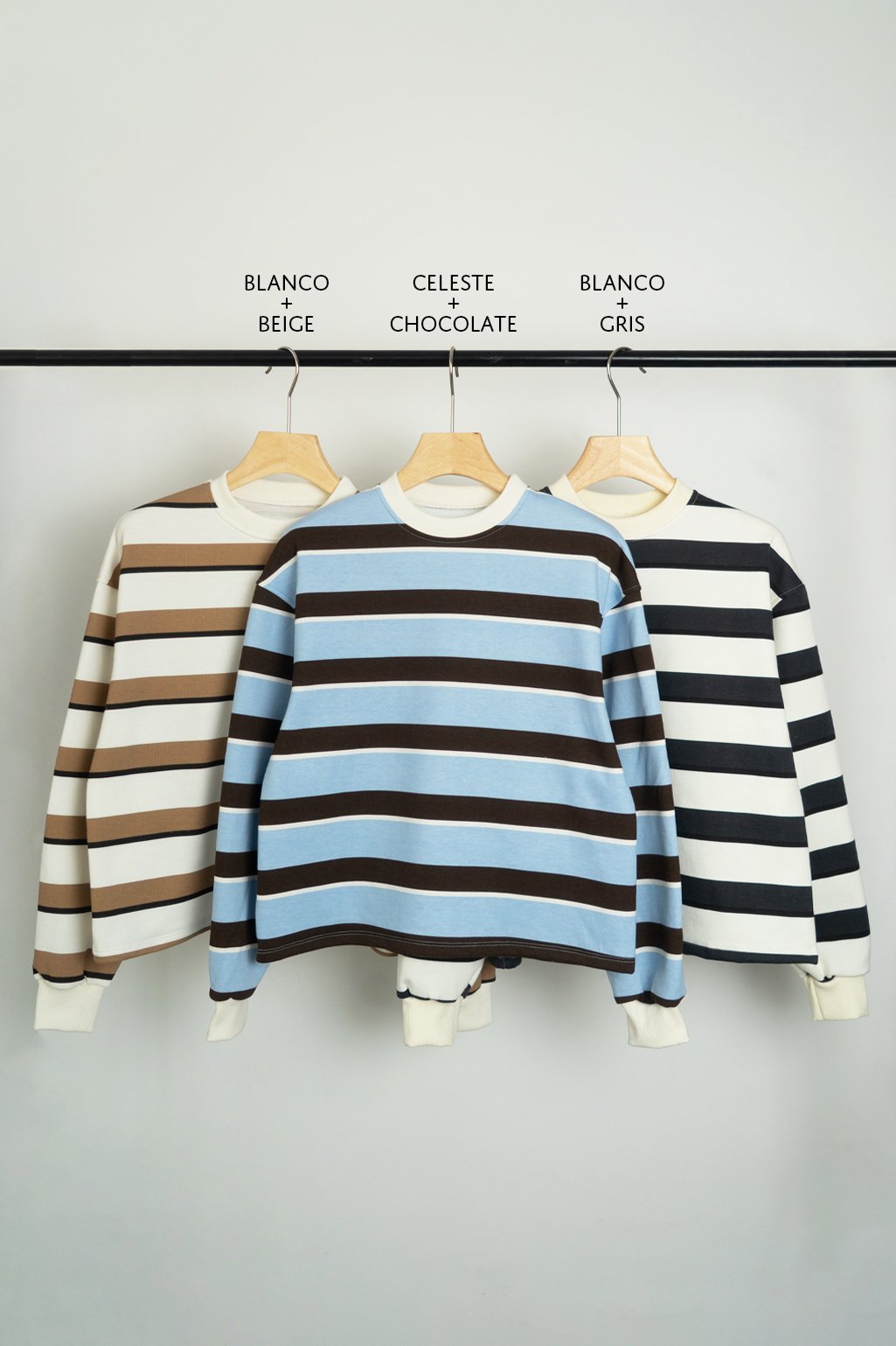 Alternative view of Buzo rayas friza