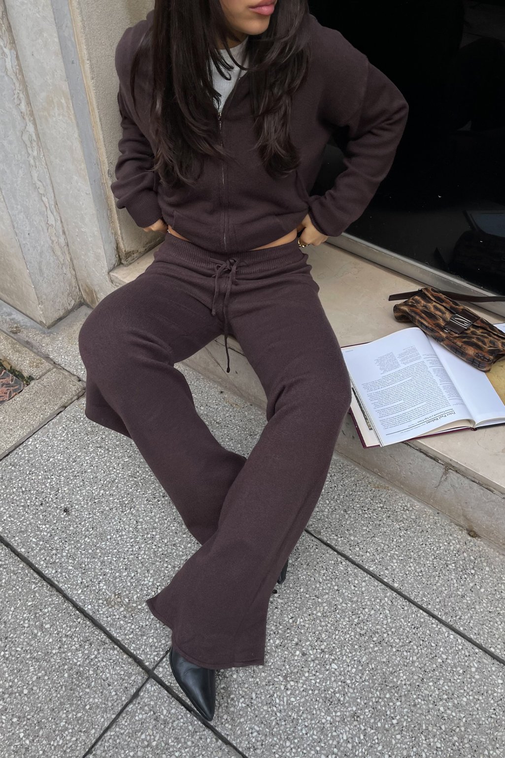 Pantalón tejido Cozy - Image 11