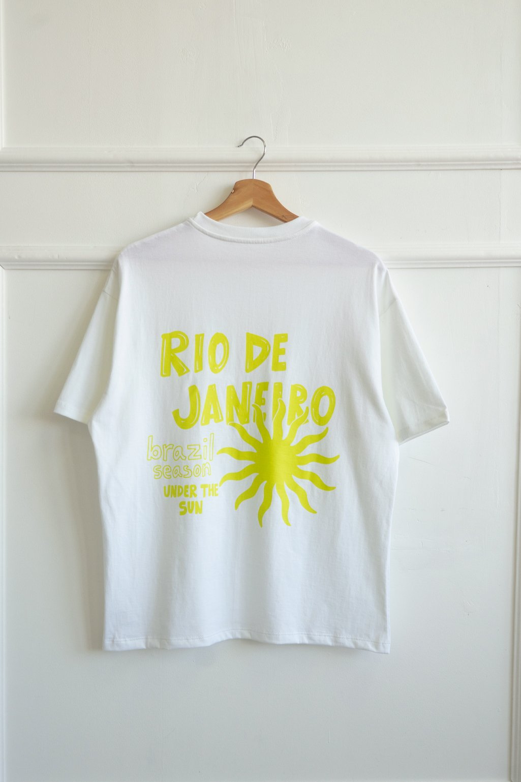 Alternative view of Remera over Rio jersey