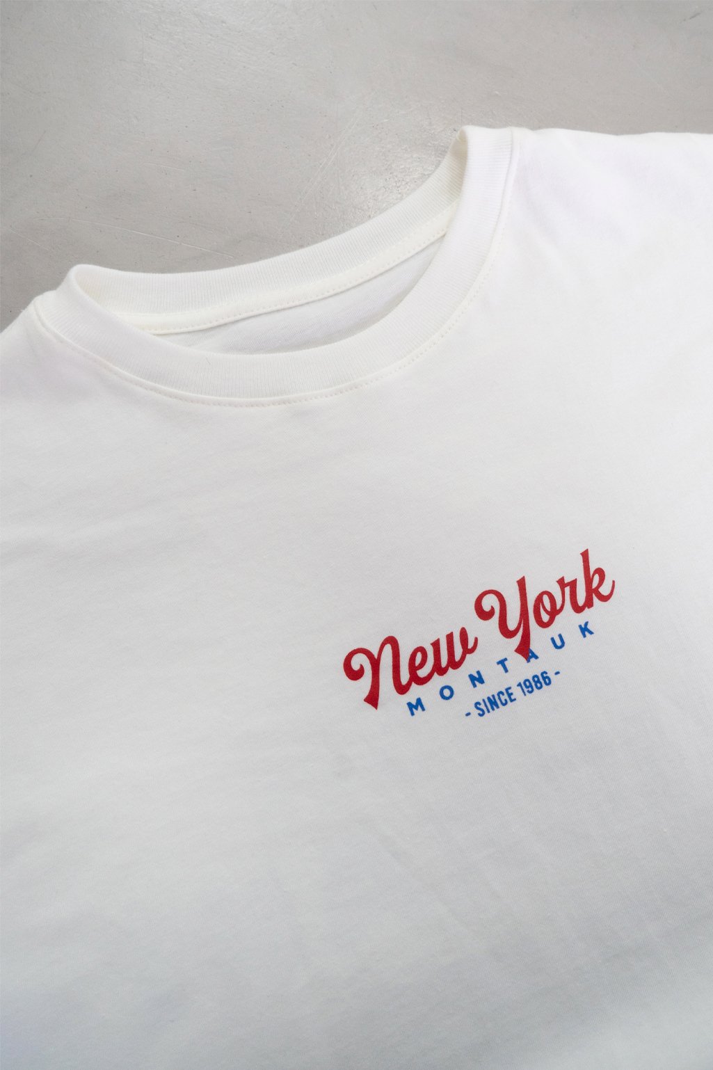 Alternative view of Remera over Fresh jersey