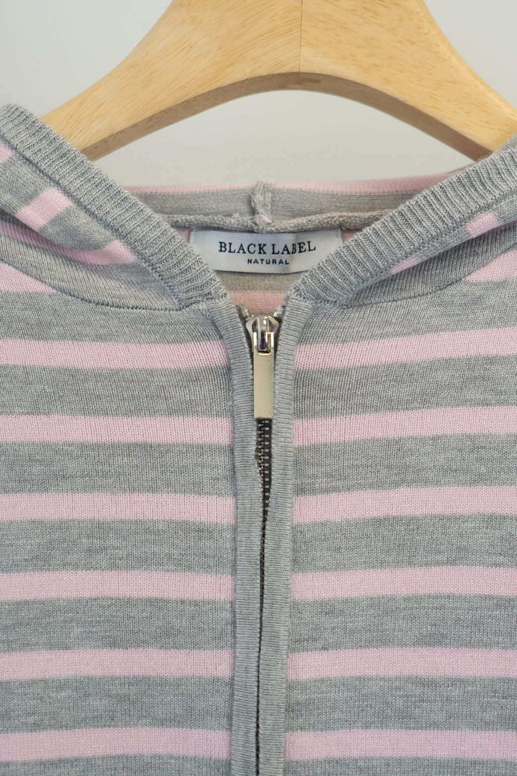Alternative view of Campera rayada Lizzie