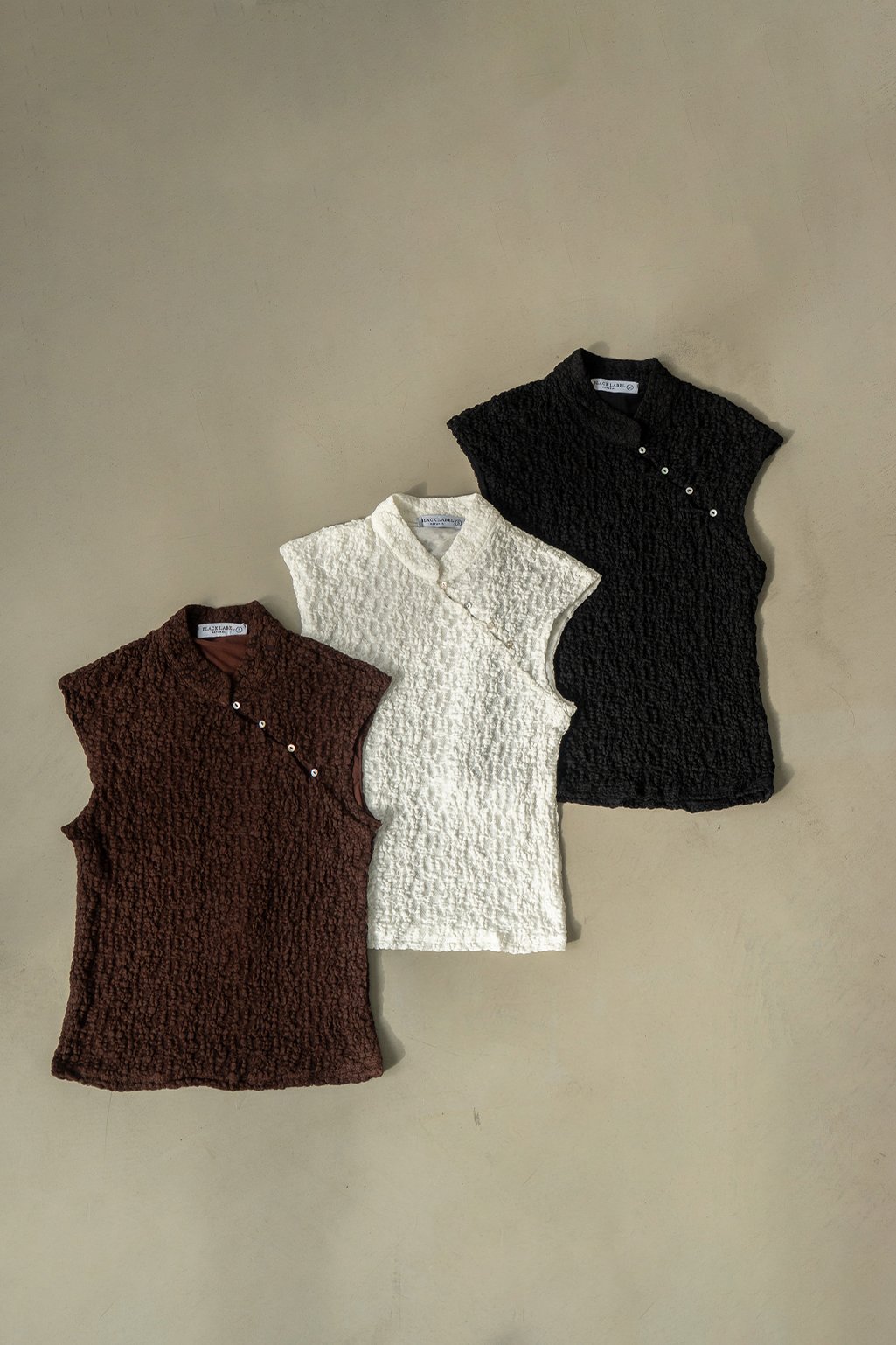 Alternative view of Remera quipao Kiki