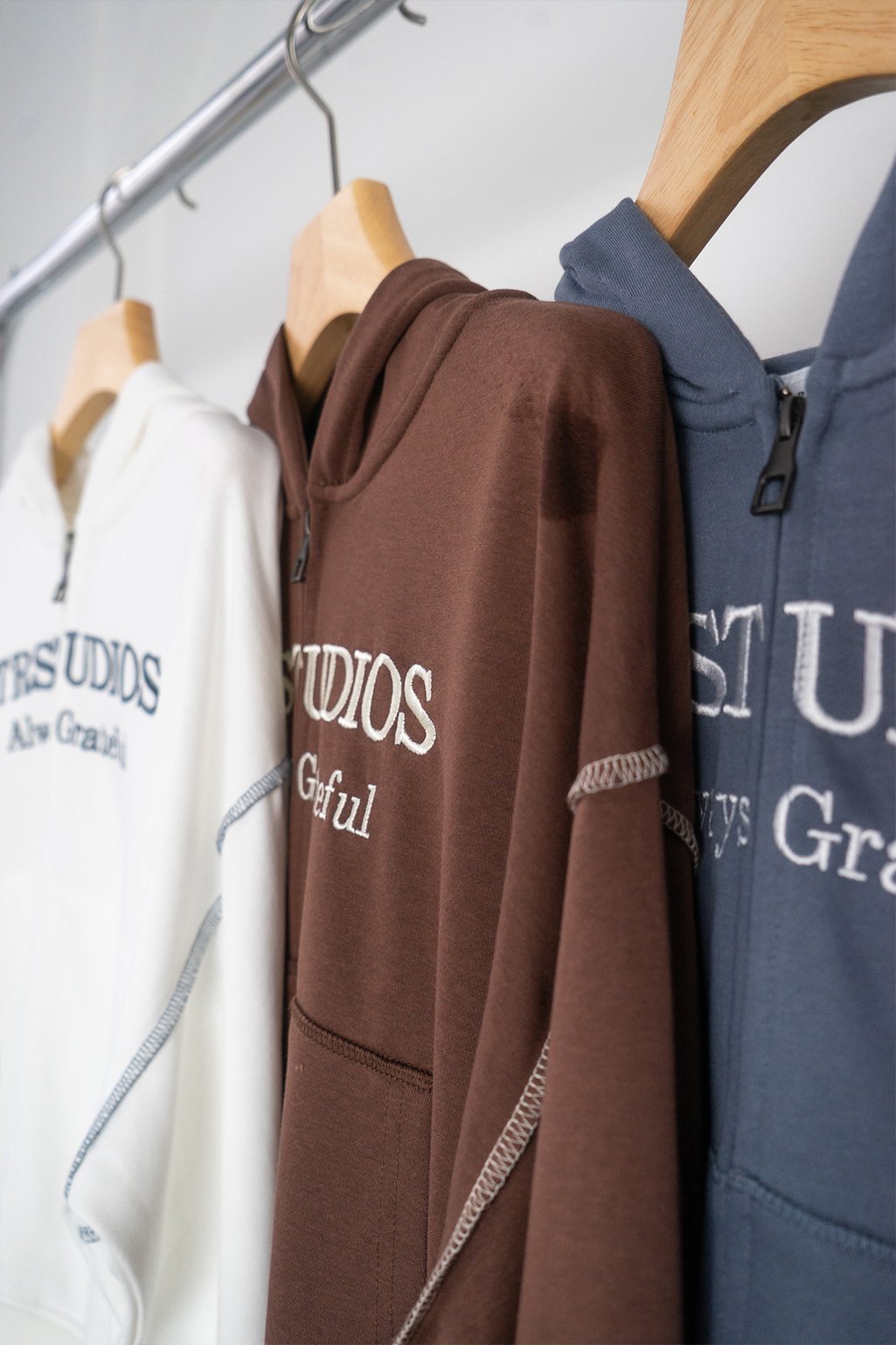 Campera NTR Studios - Imagen 4
