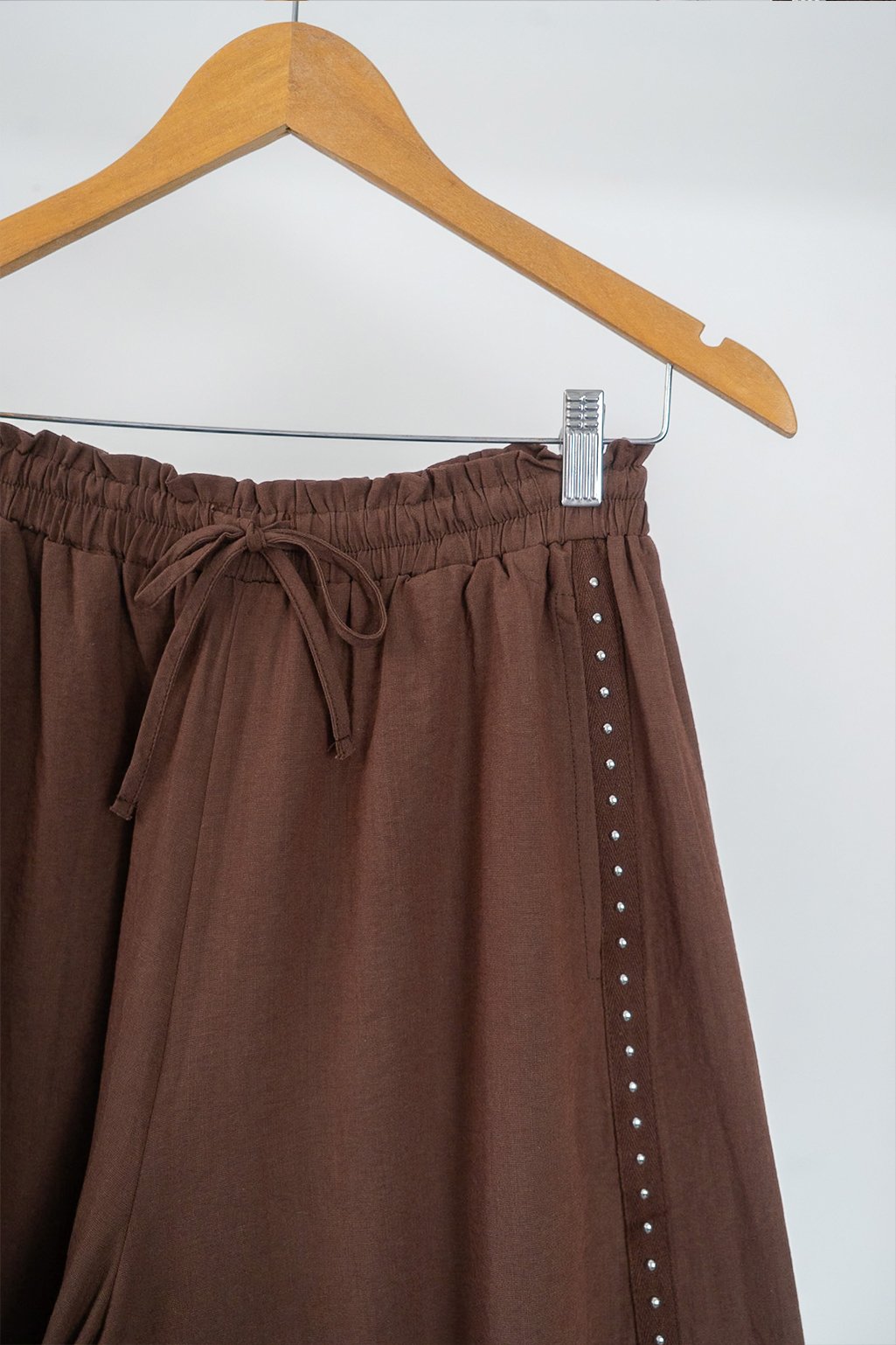 Pant balloon tachas CON cordon KIARA - Imagen 3