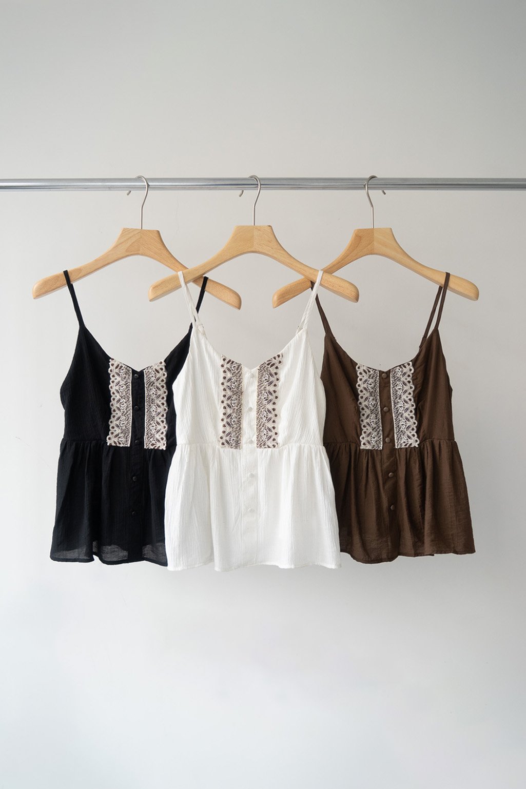 Blusa lino bordado mostacillas CASSIE - Imagen 3