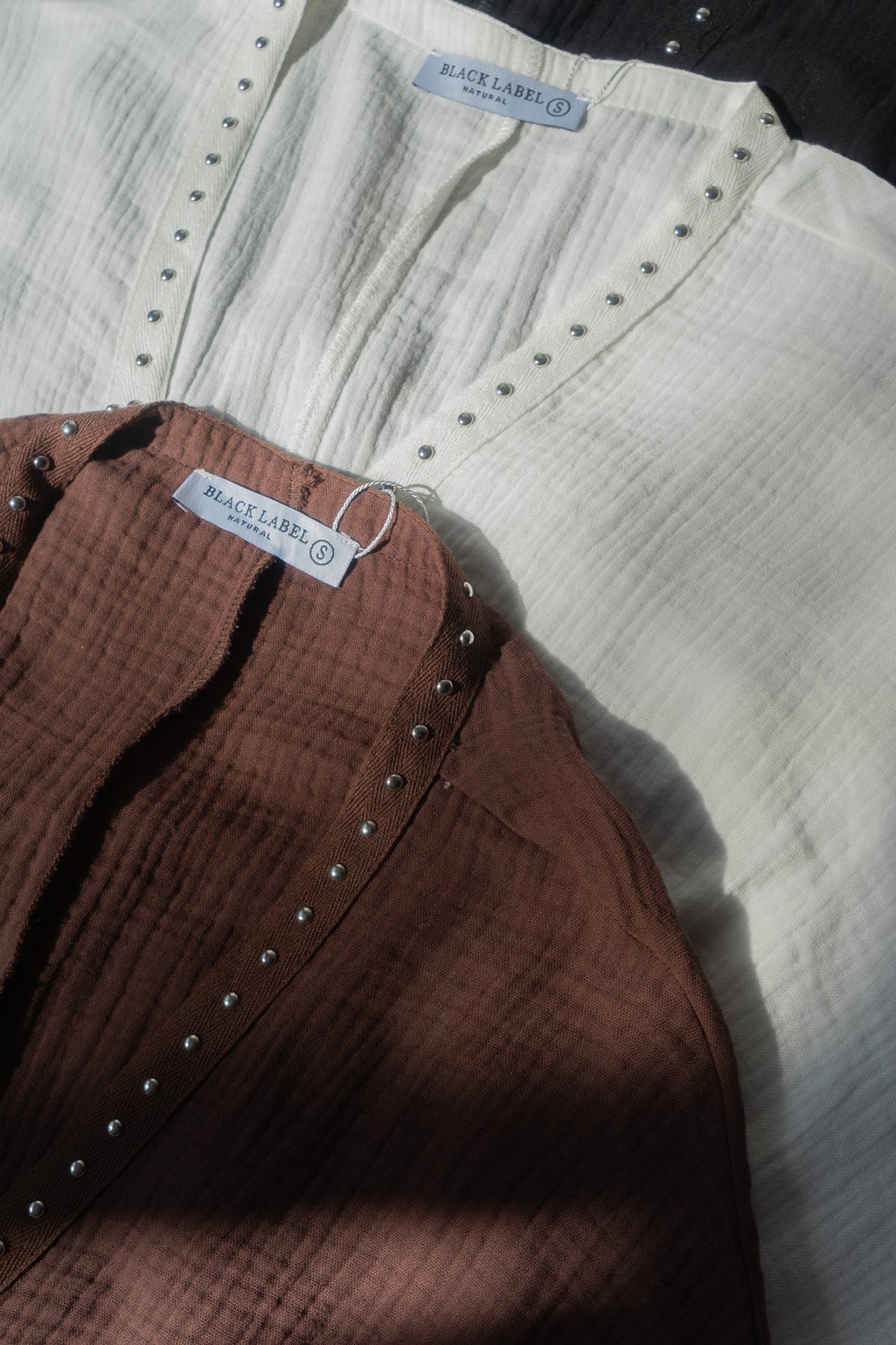 Camisa textura tachas KELLY - Imagen 3