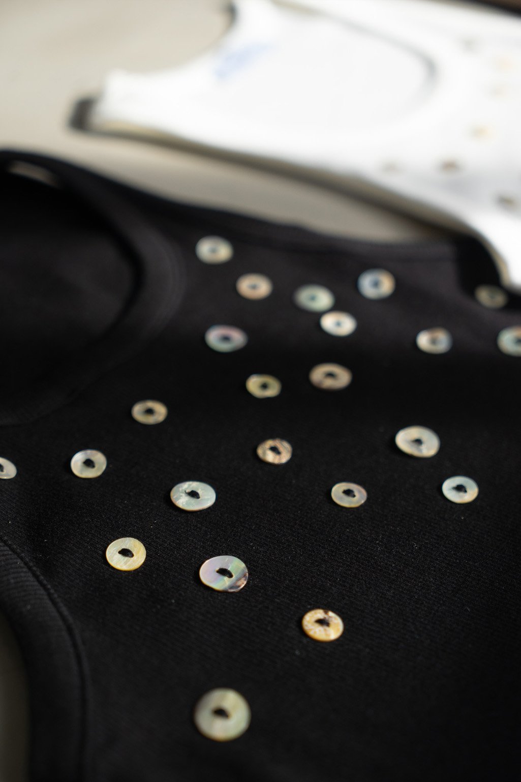 Musculosa morley botones DELFINA - Imagen 4