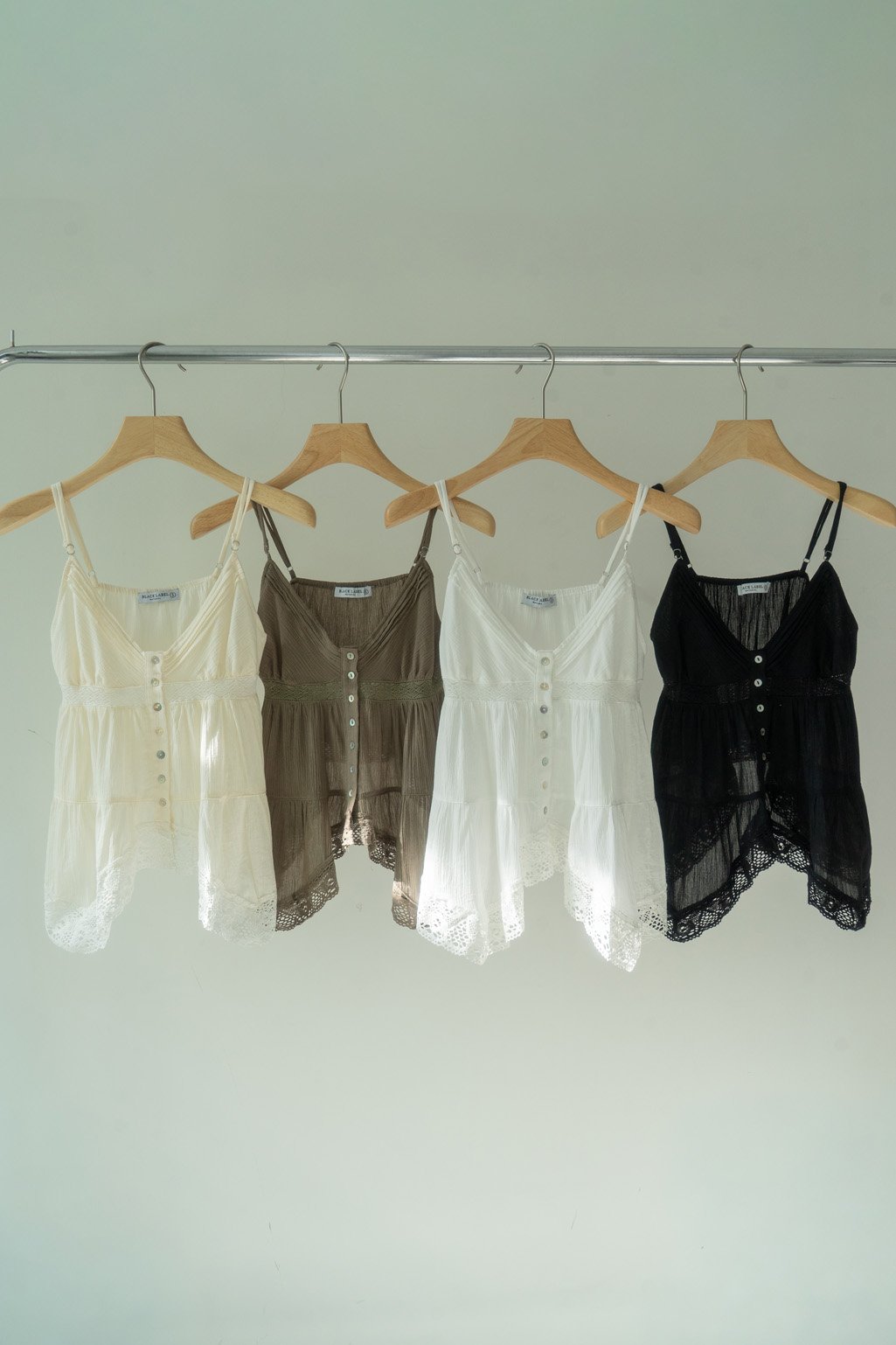 Alternative view of Blusa irregular botones GIGI