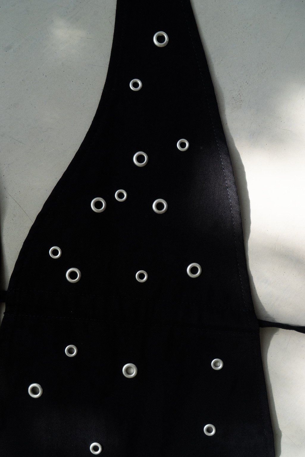 Alternative view of Halter jean RIRI